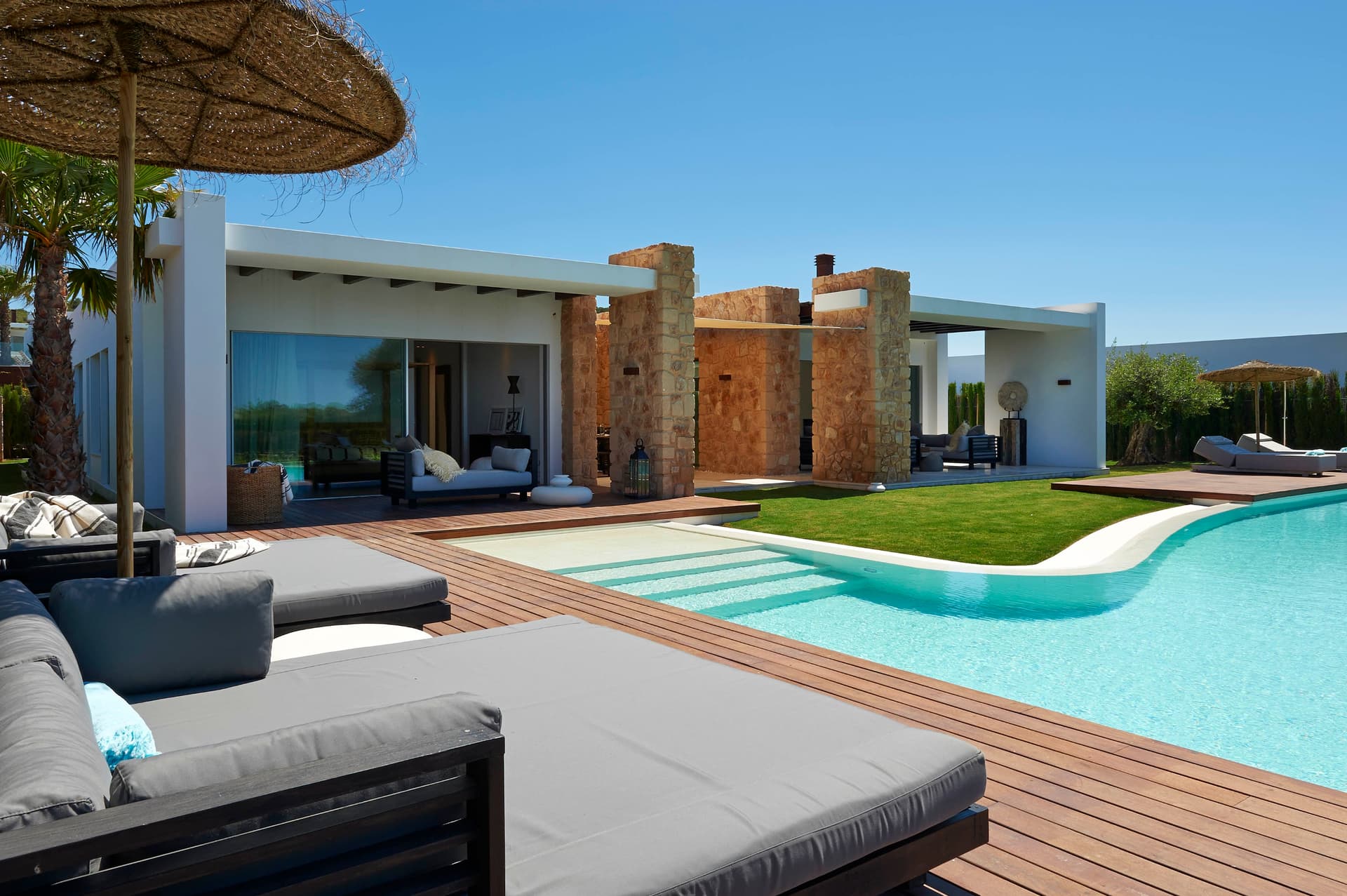 VILLA TALI I Exclusiva Villa de Lujo con Vistas al Mar, Cala Conta, Ibiza — Villa, Cala Vedella - Cala Tarida · Sant Josep de sa Talaia, Ibiza