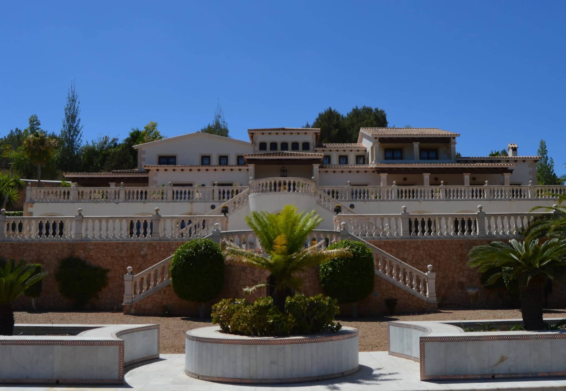 FINCA ELYSIUM | Exclusiva Finca Hípica con 80.000 m² de Terreno y Vistas Panorámicas Cerca de San Antonio, Ibiza — Villa, Sant Antoni de Portmany · Sant Antoni de Portmany, Ibiza