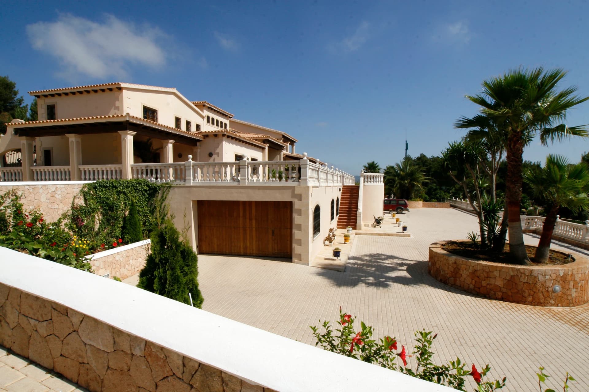 FINCA ELYSIUM | Exclusiva Finca Hípica con 80.000 m² de Terreno y Vistas Panorámicas Cerca de San Antonio, Ibiza — Villa, Sant Antoni de Portmany · Sant Antoni de Portmany, Ibiza