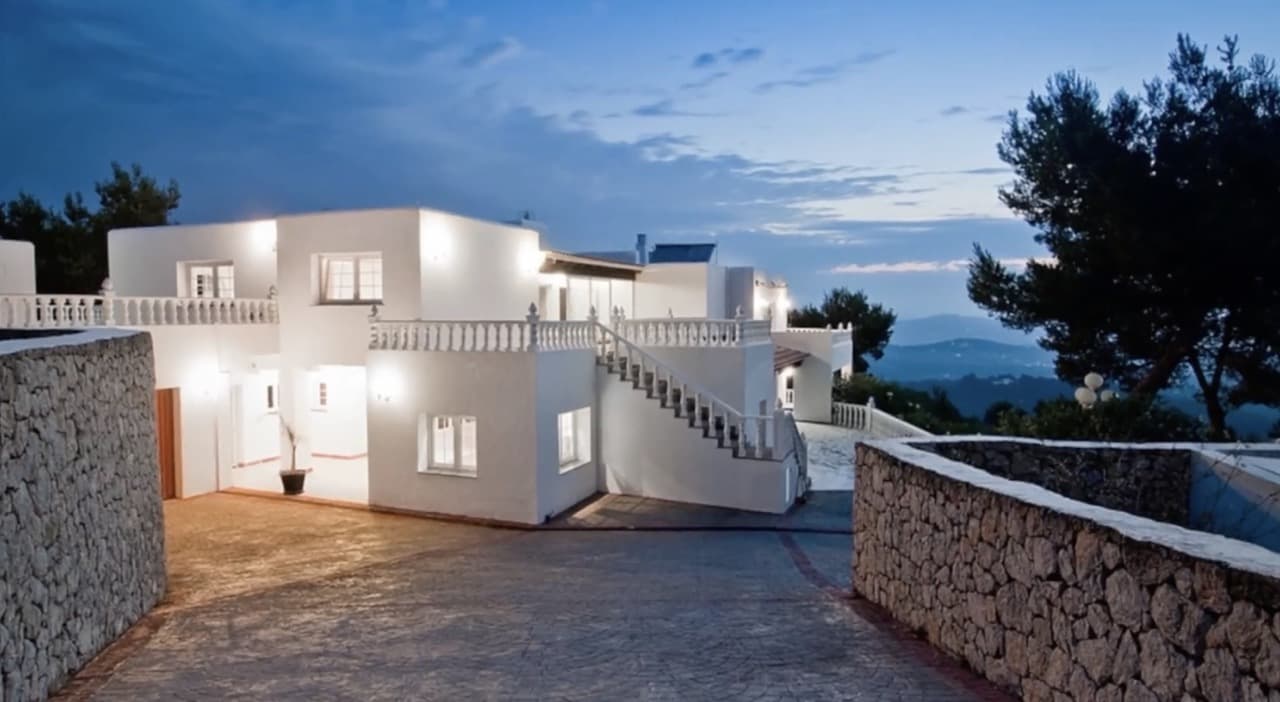 TOP HILL ESTATE | Exclusiva Finca de Ultra Lujo con 4 Villas y Vistas Panorámicas al Mar, Jesús, Ibiza — Villa, Jesús · Santa Eulària des Riu, Ibiza
