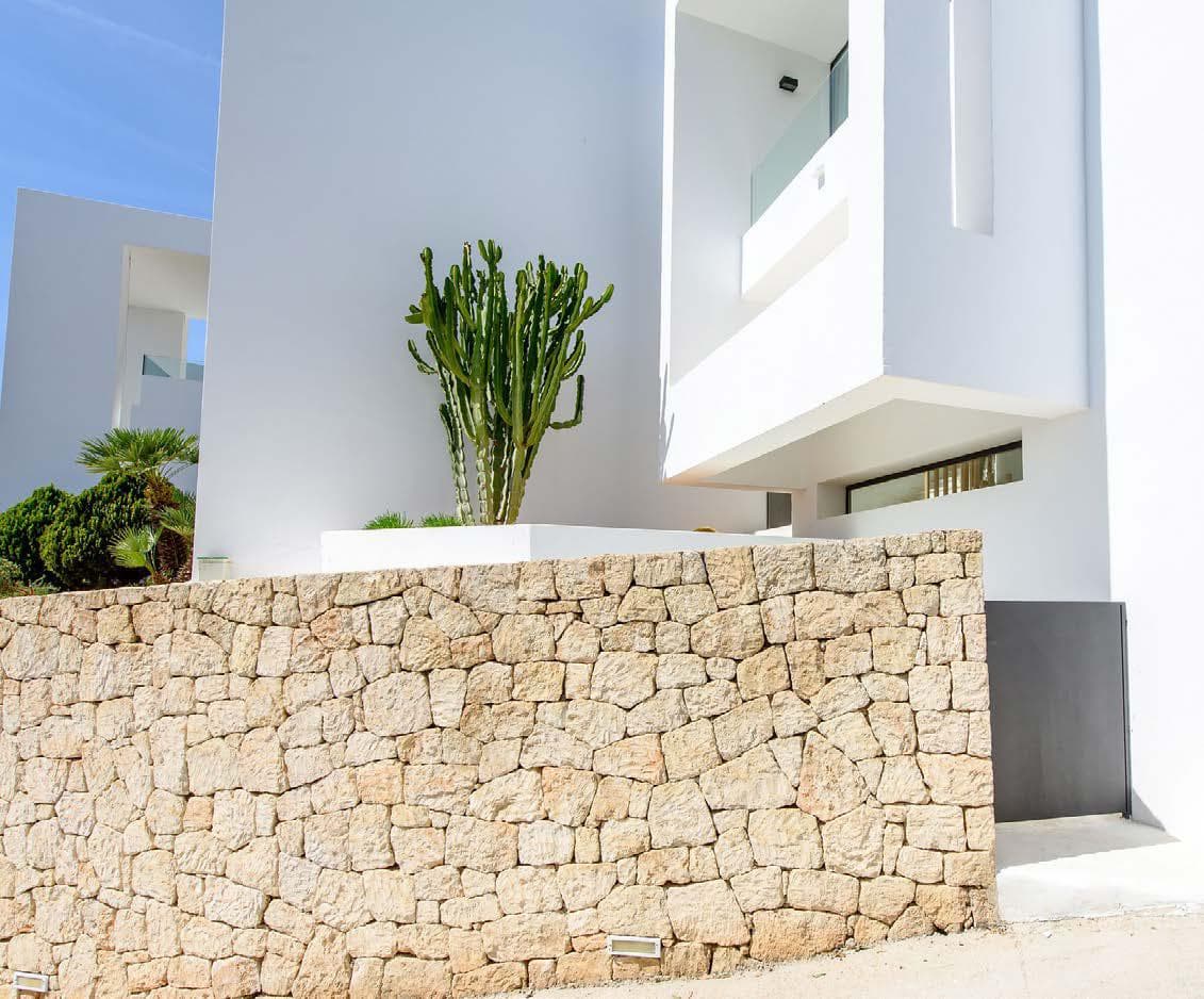 VILLA INFINITY | Exclusiva Villa con Vistas Panorámicas al Mar y Licencia Turística, Roca Llisa, Ibiza — Villa, Roca Llisa · Santa Eulària des Riu, Ibiza