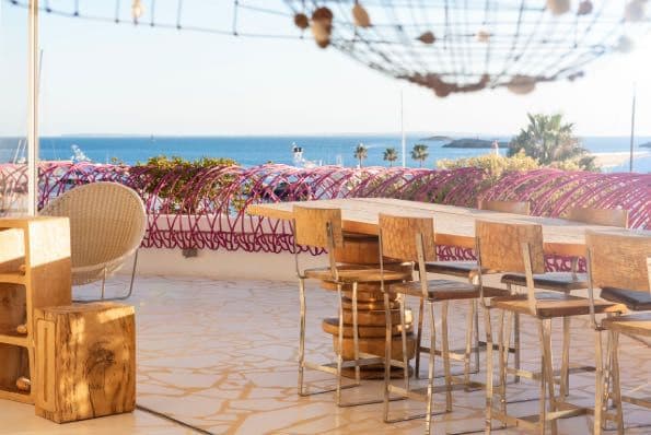 PISO CON GRAN TERRAZA , VISTAS AL PUERTO Y CASCO ANTIGUO, Marina Botafoch, Ibiza — Apartamento, Marina Botafoc - Platja de Talamanca · Eivissa, Ibiza