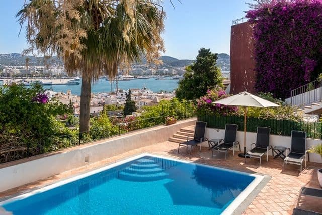 PISO EN EDIFICIO HISTORICO CON VISTAS MAR IBIZA Y EN LA ZONA DE DALT VILA, Ibiza — Apartamento, Dalt de la Vila - La Marina · Eivissa, Ibiza
