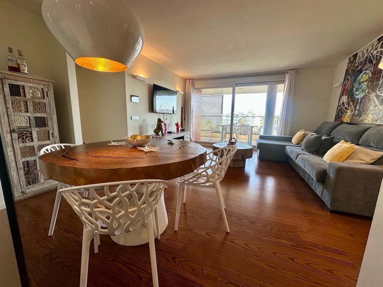 Apartamento Ikebana | Elegante Piso con Terraza y Piscina en Marina Botafoch, Ibiza — Apartamento, Marina Botafoc - Platja de Talamanca · Eivissa, Ibiza