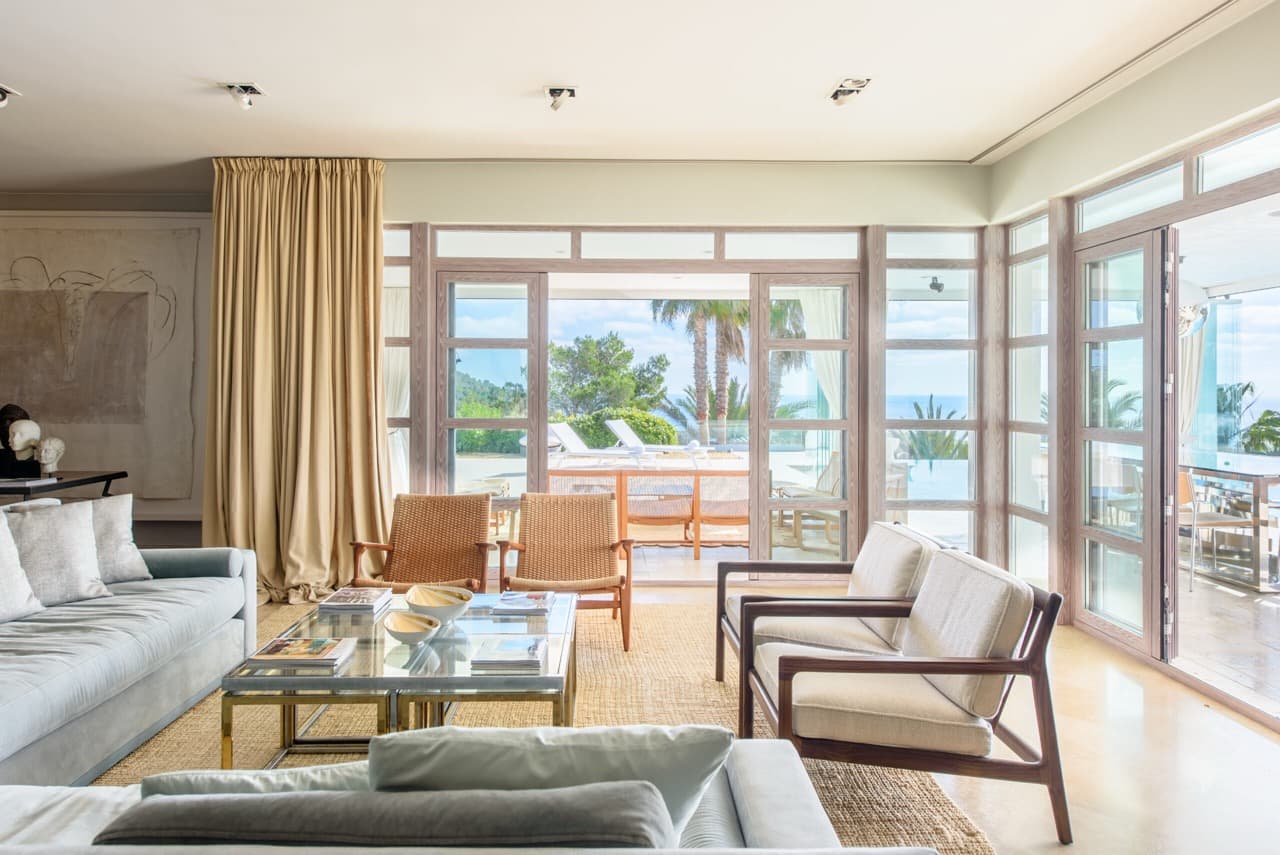 EXCLUSIVE VILLA EN LA CIMA DE LA MONTAÑA CON VISTA AL MAR, 2 PISCINAS CON SEGURIDAD, Santa Eulalia del Río , Ibiza — Villa, Roca Llisa · Santa Eulària des Riu, Ibiza