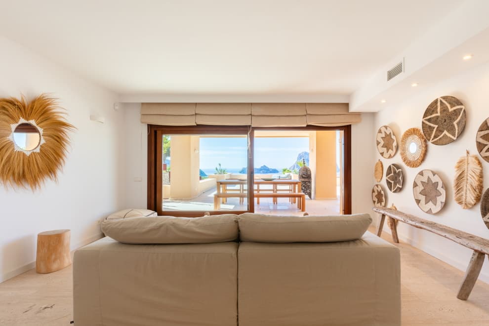 APARTAMENTO CON IMPRESIONANTES VISTAS A ES VEDRA, Cala Carbó, Ibiza — Apartamento, Cala Vedella - Cala Tarida · Sant Josep de sa Talaia, Ibiza