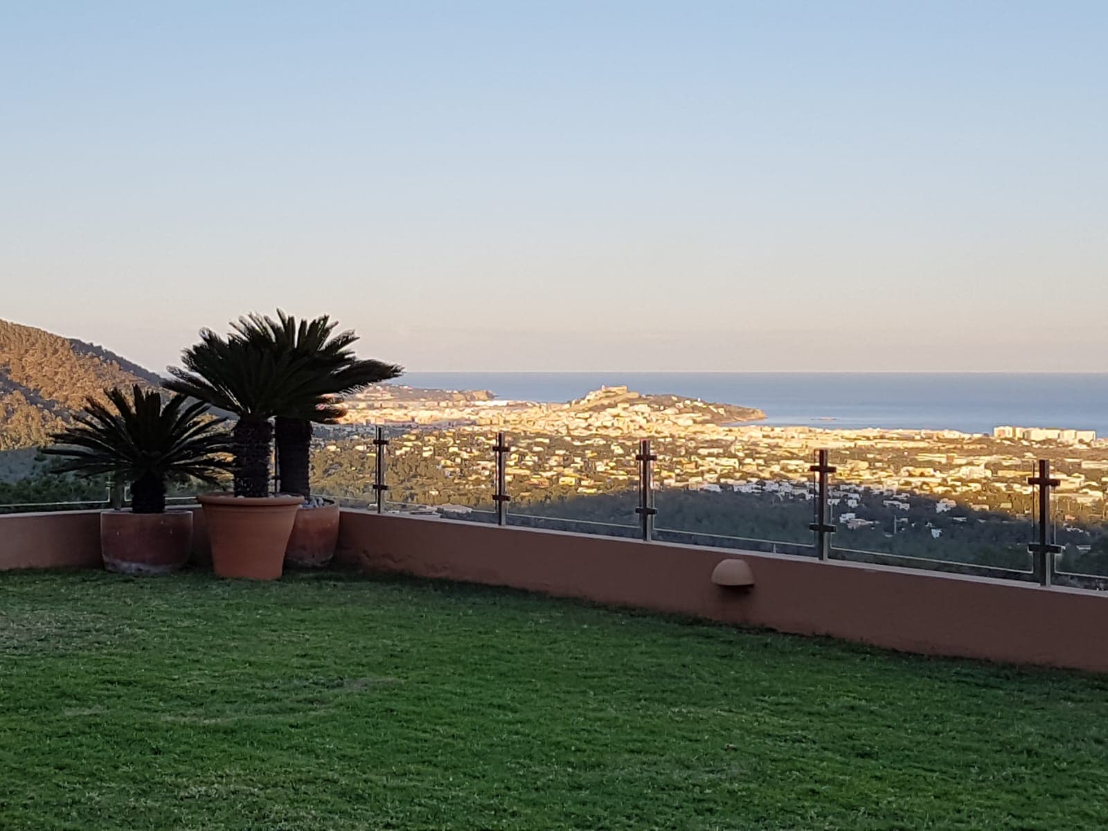 VILLA PIM CON IMPRESIONANTE VISTA AL MAR, Sant Josep de Sa Talaia — Casa, Sant Jordi de Ses Salines - Sant Francesc · Sant Josep de sa Talaia, Ibiza