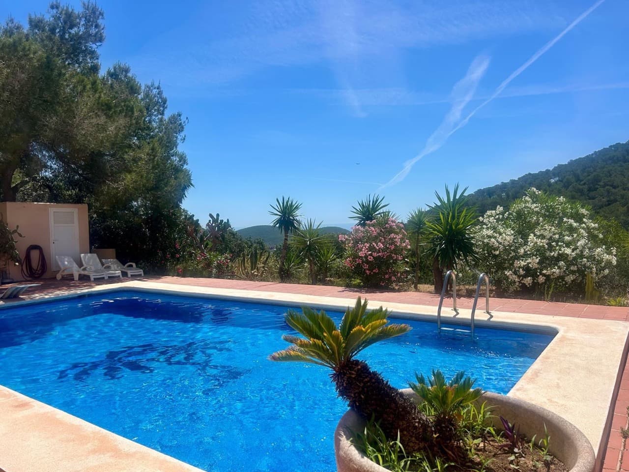 Casa Sylva | Acogedora Casa Adosada con Piscina comunitaria y Vistas al valle, Ibiza — Villa, Can Furnet · Santa Eulària des Riu, Ibiza